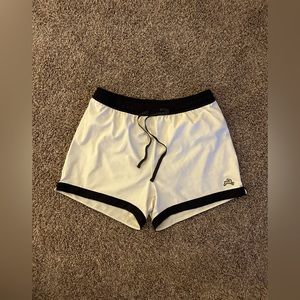 Tracksmith Van Cortlandt Grand Short